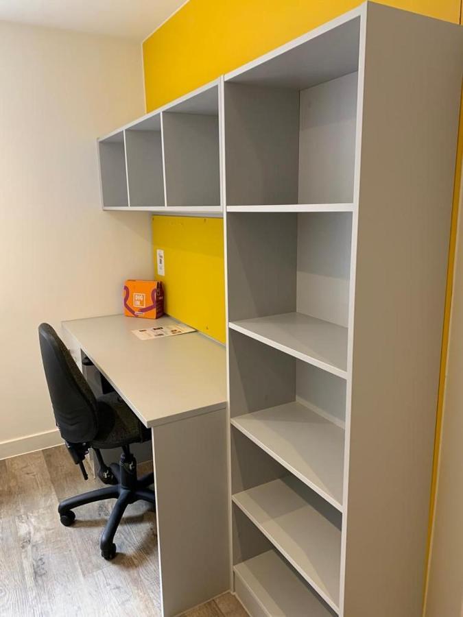 For Students Only Ensuite Bedrooms With Shared Kitchen At Cathedral Point In Винчестер Экстерьер фото