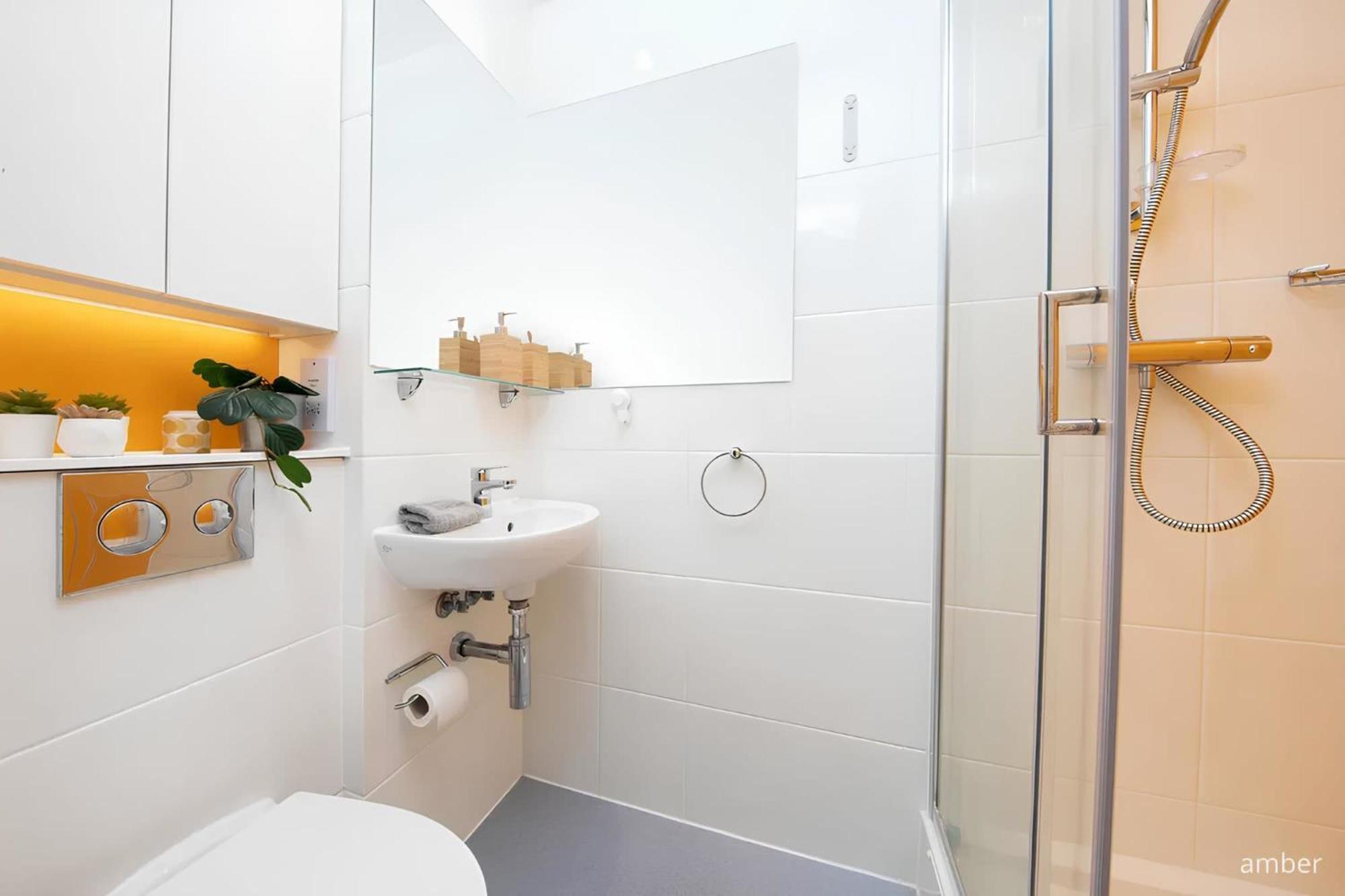 For Students Only Ensuite Bedrooms With Shared Kitchen At Cathedral Point In Винчестер Экстерьер фото